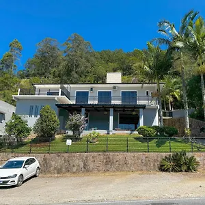 https://casa-para-locacao-em-calheiros-governador-celso-ramos.santa-catarina-brasil.com